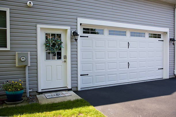 24/7 Emergency Garage Door Panel Replacement experts in Statesville, NC